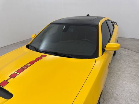 Used 2017 Dodge Charger R/T image 15