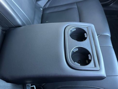 Used 2022 Subaru Outback Limited image 19