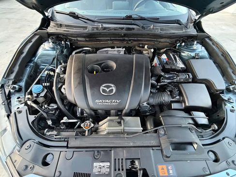 Used 2016 MAZDA MAZDA3 i Sport w/ Preferred Equipment Package FWD image 19