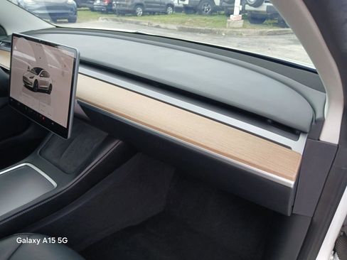 Used 2023 Tesla Model 3 Standard Range RWD image 17