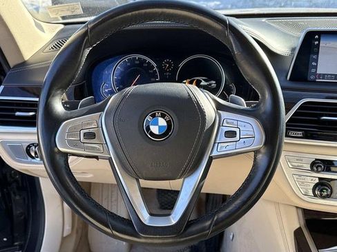 Used 2019 BMW 740i xDrive w/ Executive Package image 19