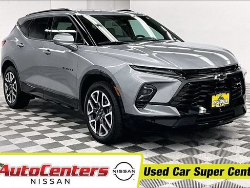 Used 2024 Chevrolet Blazer RS w/ LPO, Floor Liner Package FWD image 1