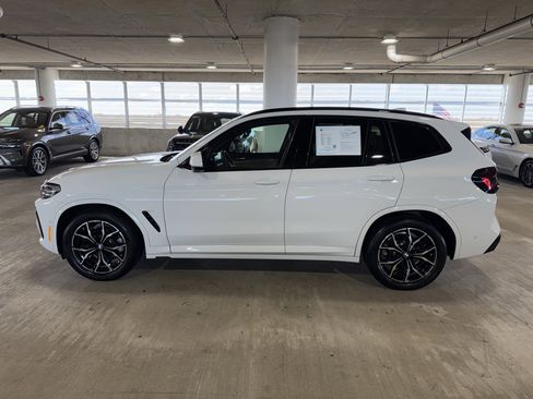 Certified 2024 BMW X3 sDrive30i w/ M Sport Package image 5