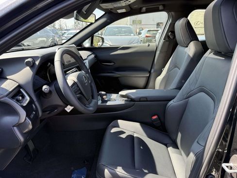 Used 2026 Lexus UX 300h AWD image 12
