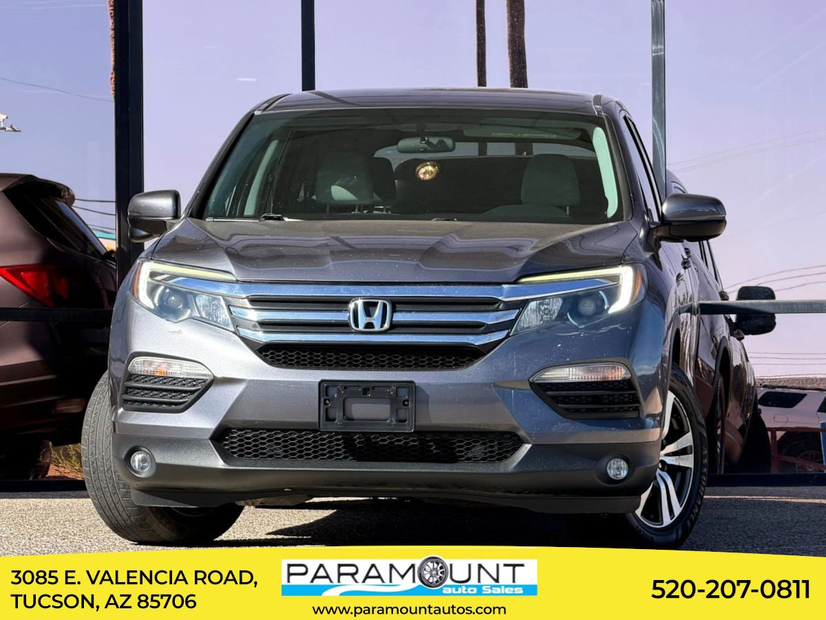 Used 2017 Honda Pilot EX image 1