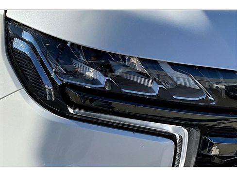 Used 2022 Chevrolet Tahoe RST image 32