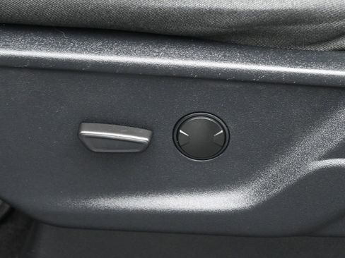 Certified 2024 Ford F150 XLT w/ Mobile Office Package image 10