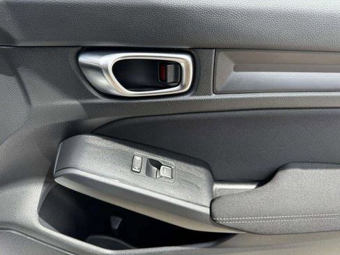 Used 2024 Honda Civic LX image 40