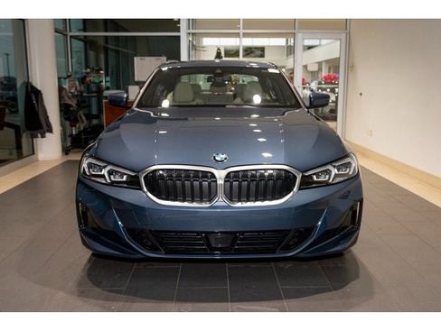 Used 2026 BMW 330i xDrive Sedan w/ Premium Package image 42