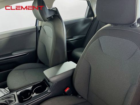 Used 2025 Kia K4 FWD image 27