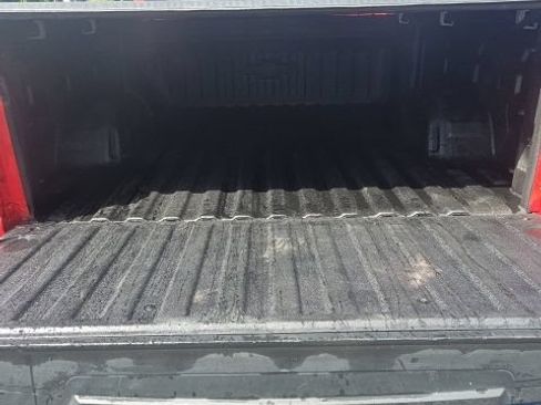 Used 2020 Chevrolet Silverado 1500 Custom w/ Custom Value Package AWD/4WD image 7