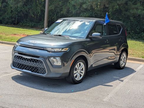 Used 2022 Kia Soul LX FWD image 6