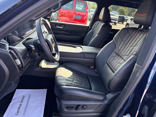 Used 2026 Nissan Armada PRO-4X AWD/4WD image 12