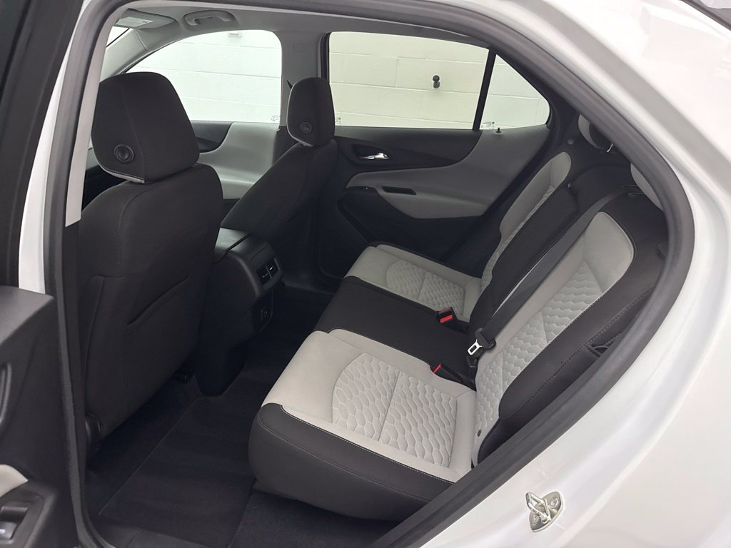 Used 2020 Chevrolet Equinox LS AWD/4WD image 28