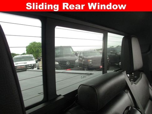 Used 2022 GMC Sierra 1500 Denali AWD/4WD image 28