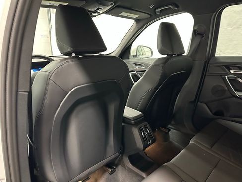 Used 2025 BMW X1 xDrive28i image 44