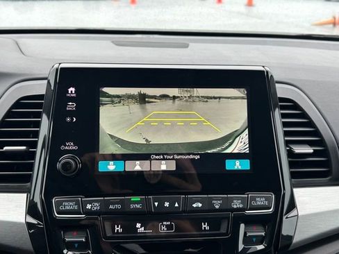 Used 2024 Honda Odyssey EX-L image 19