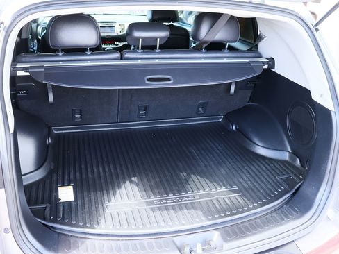 Used 2011 Kia Sportage EX w/ Premium Pkg w/Leather Seats image 25