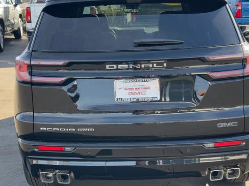 New 2026 GMC Acadia Denali Ultimate image 5