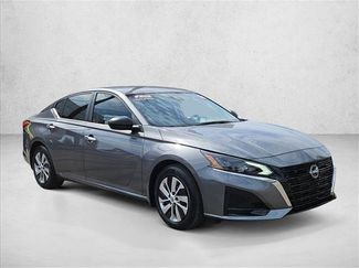 Certified 2025 Nissan Altima 2.5 S FWD video 3
