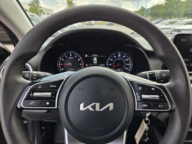 Used 2024 Kia Forte LXS FWD image 29