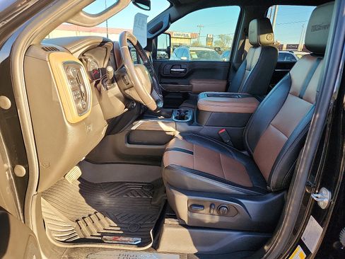 Used 2022 Chevrolet Silverado 2500 High Country w/ Safety Package II image 13