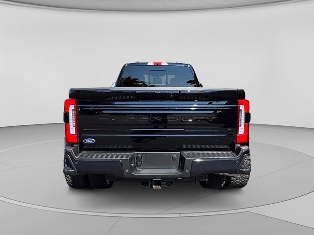 Used 2026 Ford F450 Platinum AWD/4WD image 4
