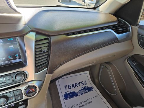 Used 2018 Chevrolet Suburban LS w/ Max Trailering Package image 20