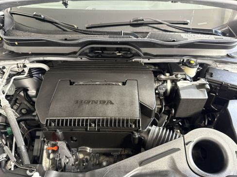 Used 2023 Honda Pilot Touring image 29
