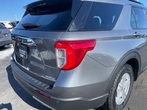 Used 2023 Ford Explorer XLT w/ Equipment Group 202A AWD/4WD image 31