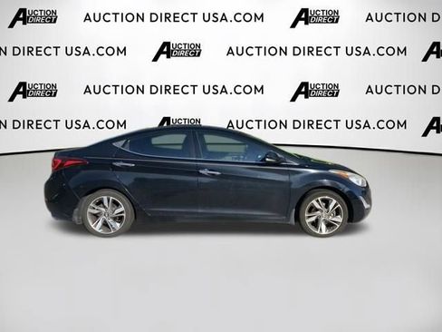 Used 2016 Hyundai Elantra Limited w/ Option Group 04 FWD image 8