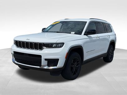 Used 2023 Jeep Grand Cherokee L Laredo