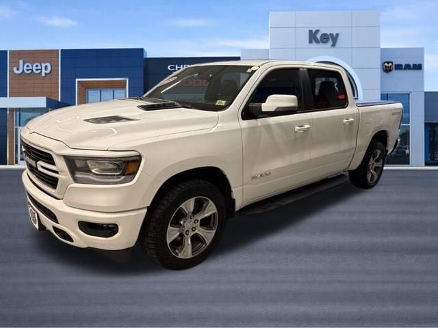 Used 2023 RAM 1500 Laramie AWD/4WD image 2