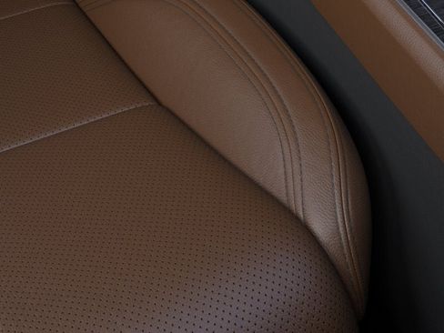 New 2026 Lincoln Aviator Reserve AWD/4WD image 16