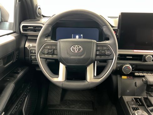 New 2026 Toyota 4Runner TRD Off-Road Premium AWD/4WD image 12