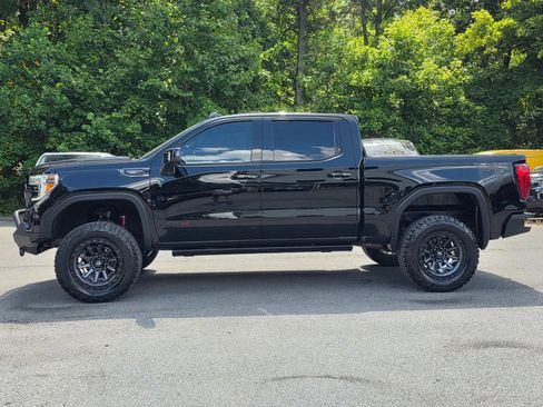 Used 2021 GMC Sierra 1500 AT4 w/ AT4 Premium Package AWD/4WD image 4