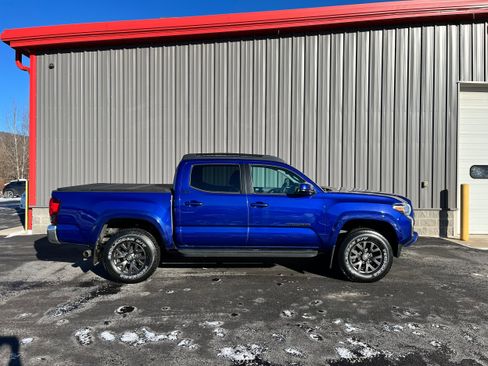 Certified 2023 Toyota Tacoma SR5 w/ Black Out Package (TMS) image 1