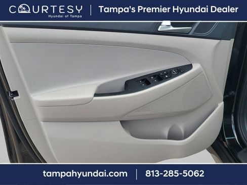 Used 2021 Hyundai Tucson SEL image 17
