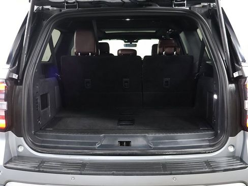 Used 2024 Ford Expedition Max Limited image 24