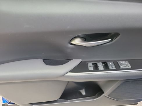 Used 2023 Lexus UX 250h FWD w/ Accessory Package (Z1) image 17