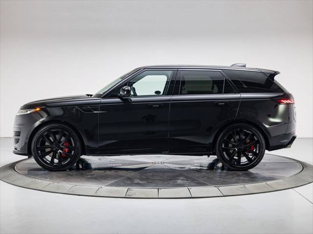 New 2026 Land Rover Range Rover Sport Dynamic SE AWD/4WD image 2
