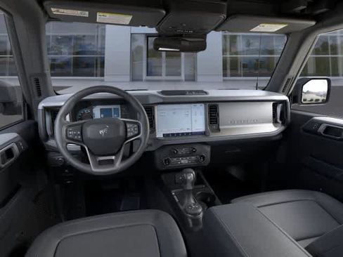 New 2025 Ford Bronco Big Bend image 9