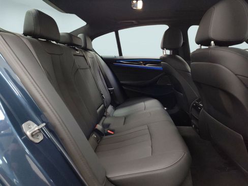 Certified 2023 BMW 530i xDrive w/ M Sport Package image 25