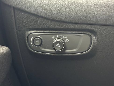 Used 2024 Chevrolet Equinox LS w/ LPO, Floor Liner Package FWD image 19