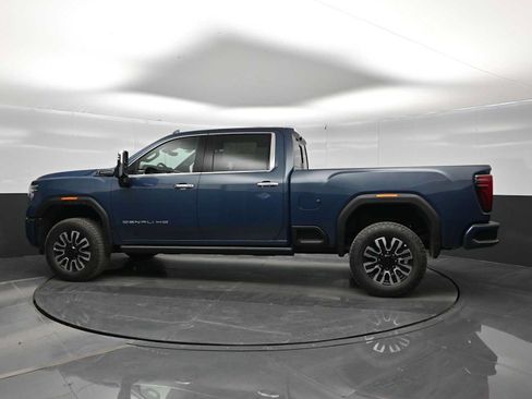 New 2026 GMC Sierra 2500 Denali Ultimate w/ Max Trailering Package AWD/4WD image 5