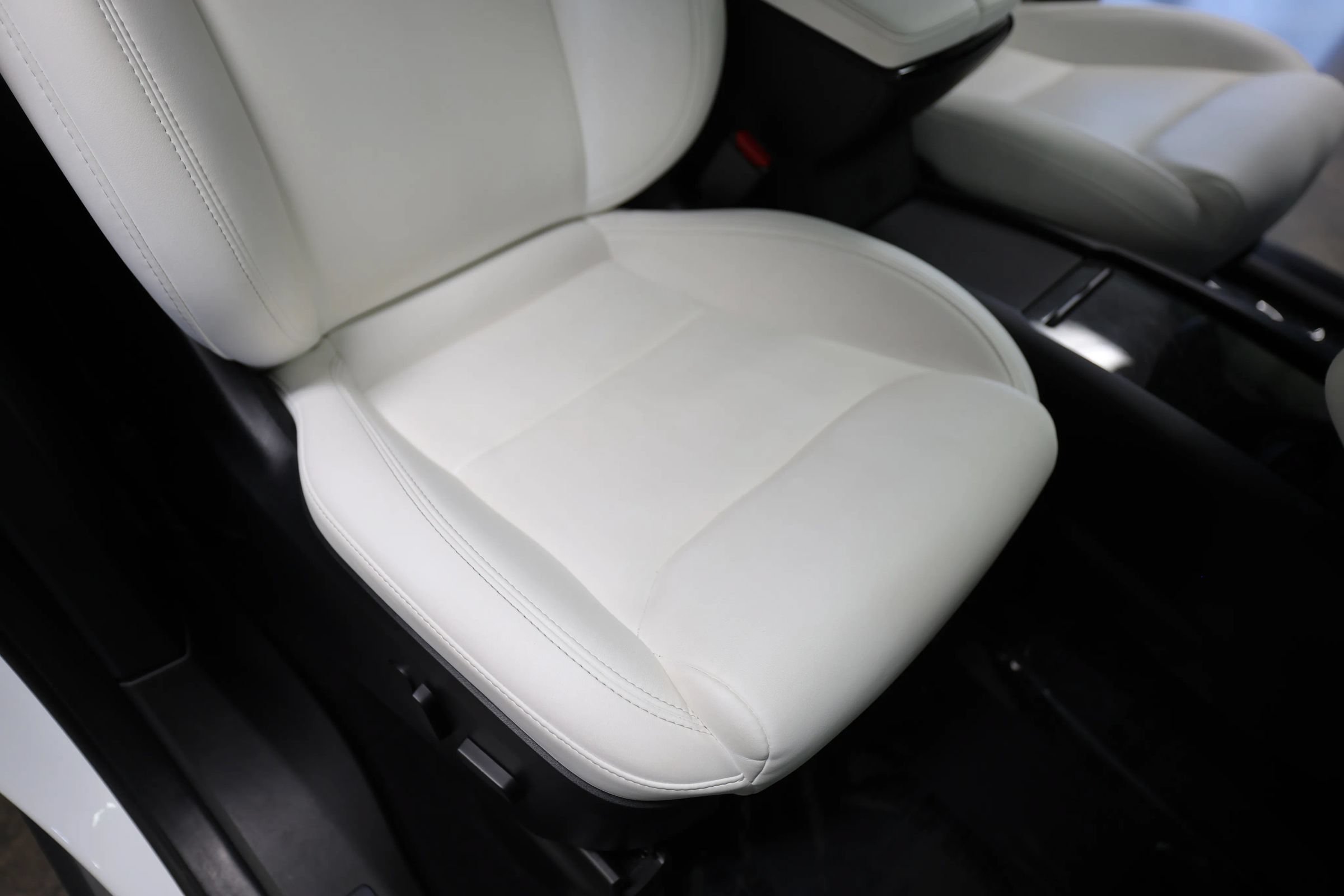 Used 2021 Tesla Model X Long Range AWD/4WD image 36