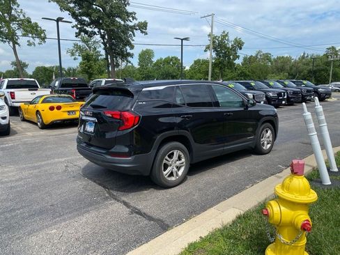 Used 2020 GMC Terrain SLE FWD image 4