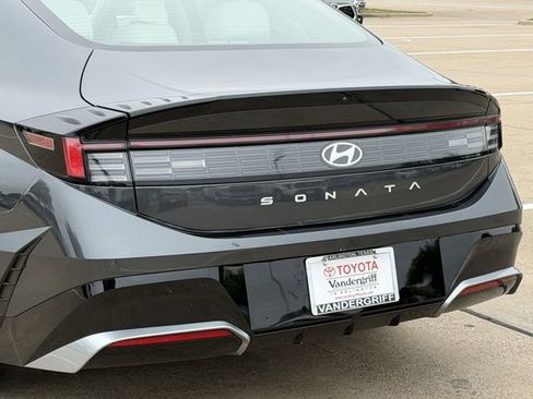 Used 2025 Hyundai Sonata SEL FWD image 6
