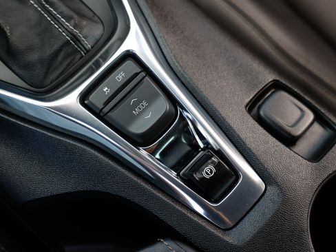 Used 2017 Chevrolet Camaro SS image 44