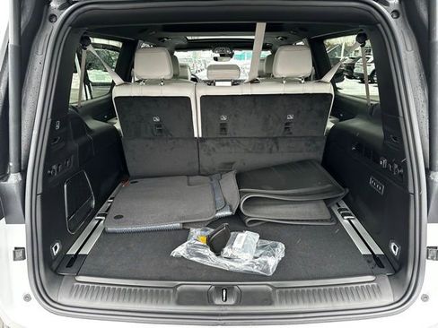 New 2025 Jeep Wagoneer L Series III w/ Quick Order Package 25C Super image 35